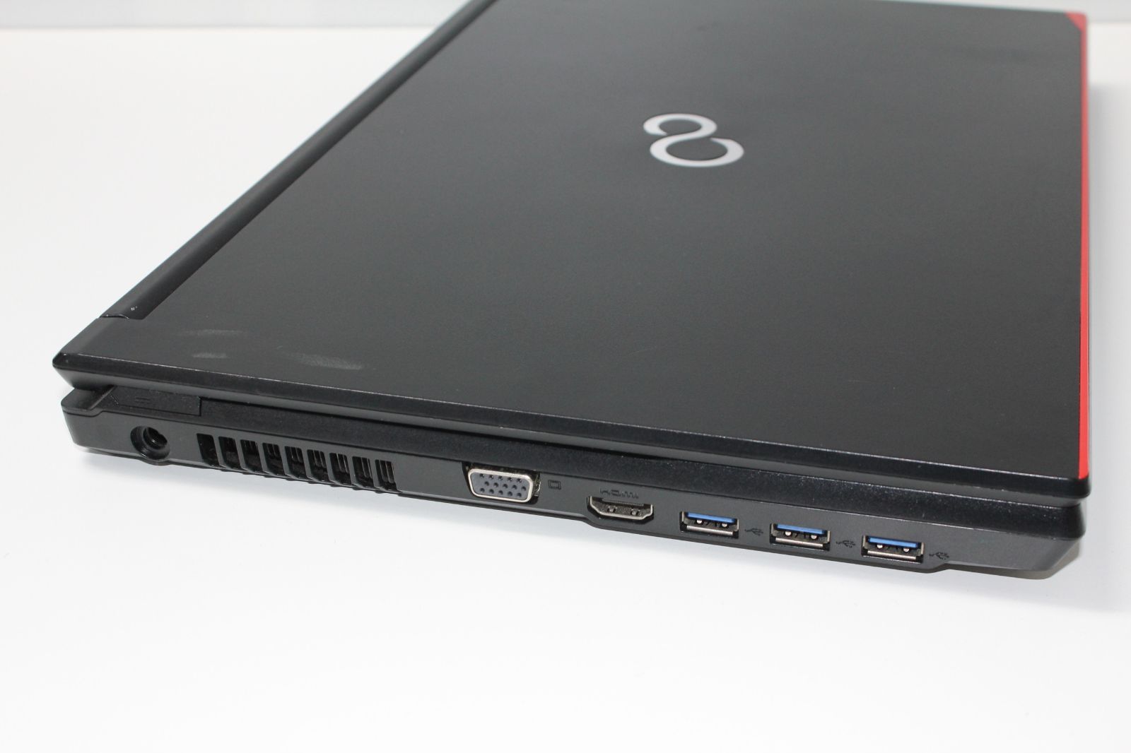 中古ノートPC】富士通〈LIFEBOOK A748/TX〉Intel Core i3/SSD256GB