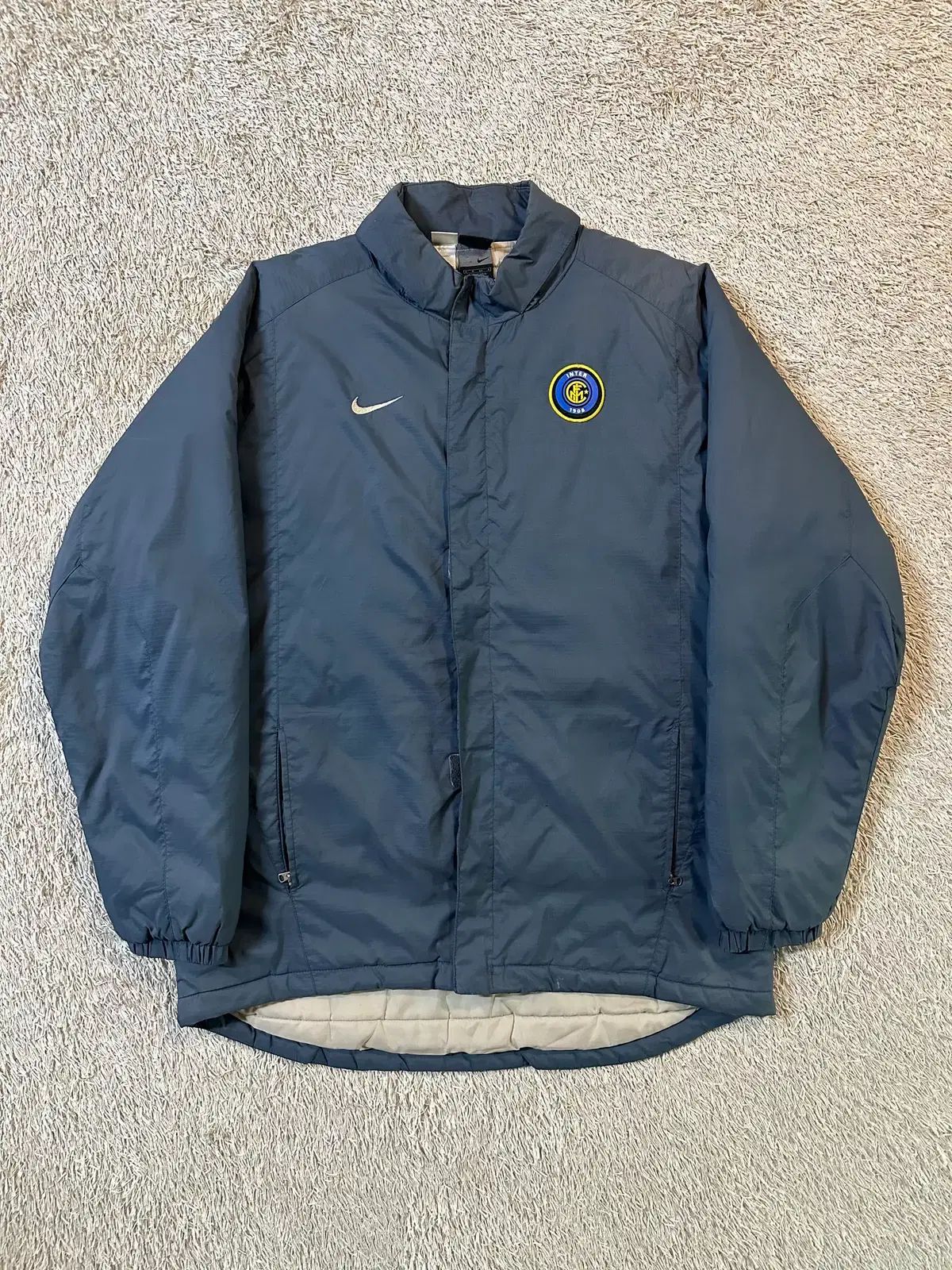 M 必須アイテム) 00s NIKE インテルミラン 02-03 ダウン アウター ジャケット