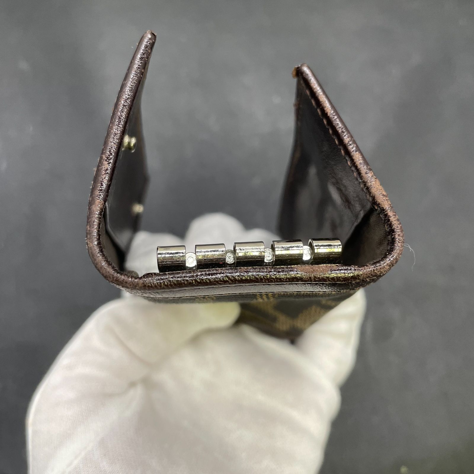 フェンディ ズッカ キーケース B25112854 - メルカリ