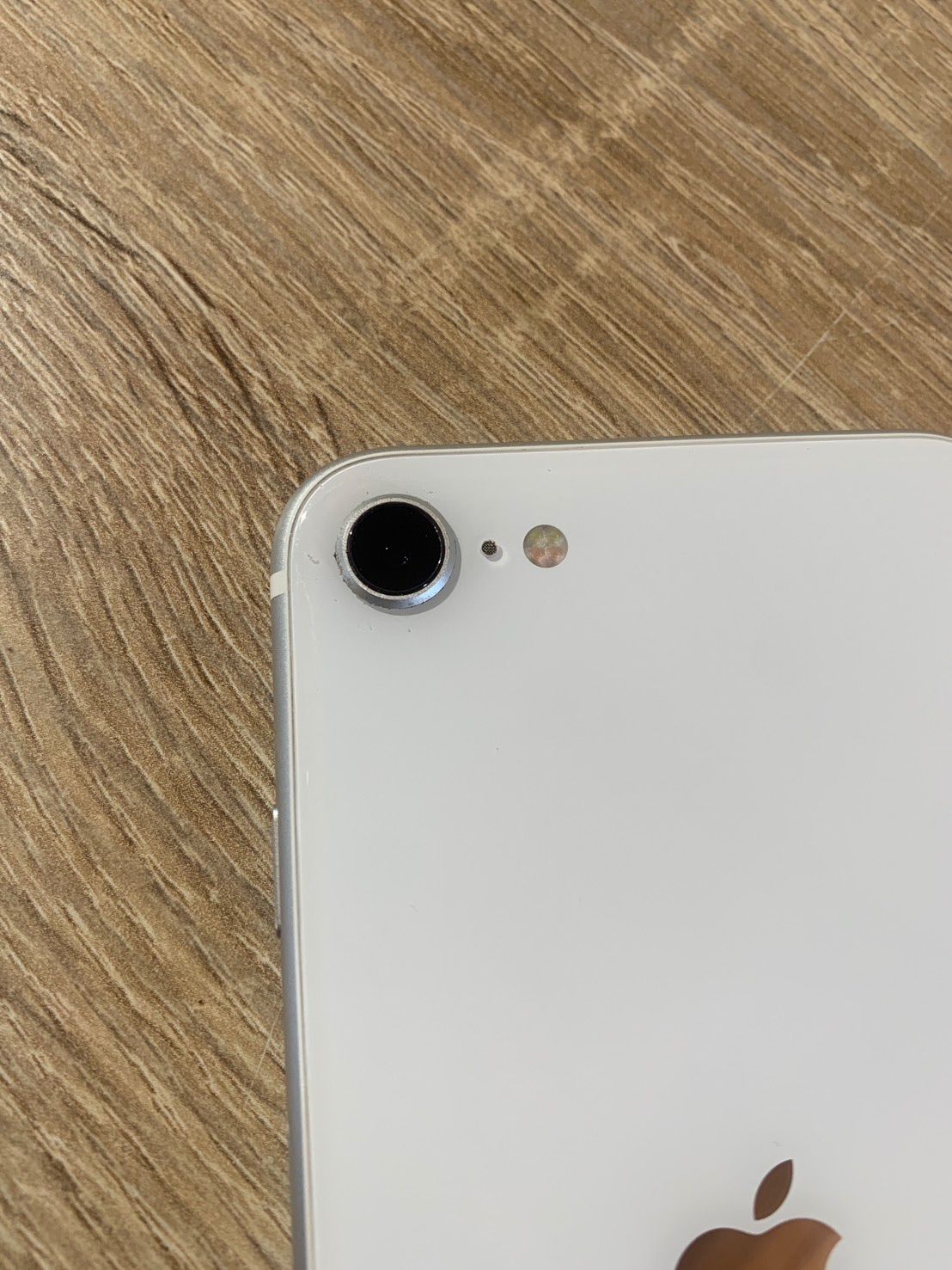 6838 iPhone SE 第二世代 128GB ホワイト - メルカリ