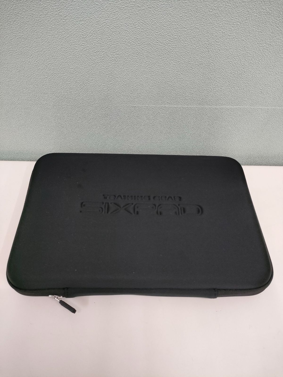 SIXPADシックスパッド パワースーツライトアブズ Mサイズ