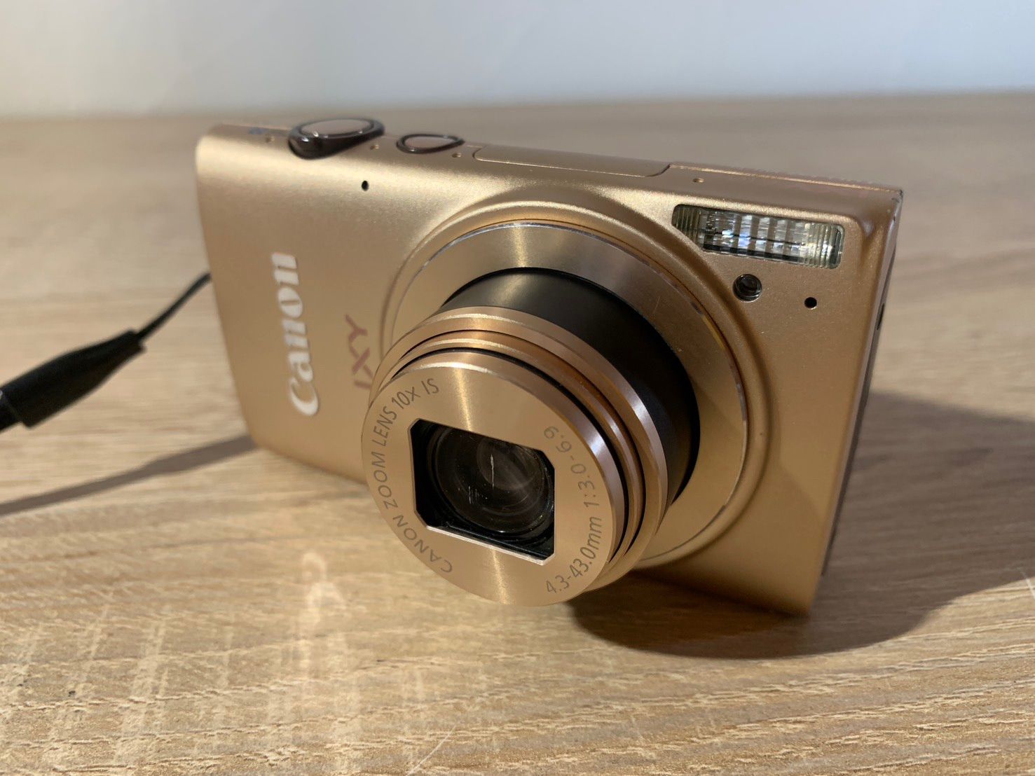 Canon IXY 610F ゴールド 美品 Amazon | Canon デジタルカメラ IXY 610F 約1210万画素 光学10倍ズーム