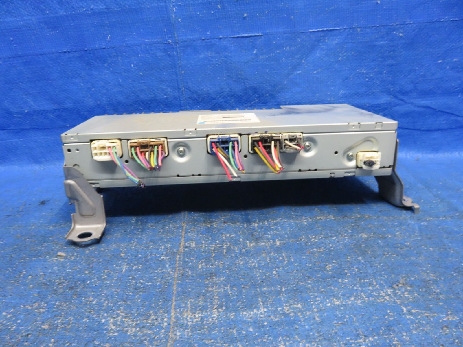 LA7945* 動作OK アルファード GGH20W/前期 オーディオ アンプ/純正