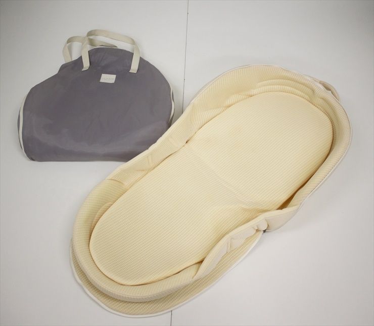 neomamaism ネオママイズム ベッドインベッド Oyster White 添い寝 コンパクトベビーベッド 折りたたみ式 バッグ付 新生児OK クリーニング済み C 77000 t