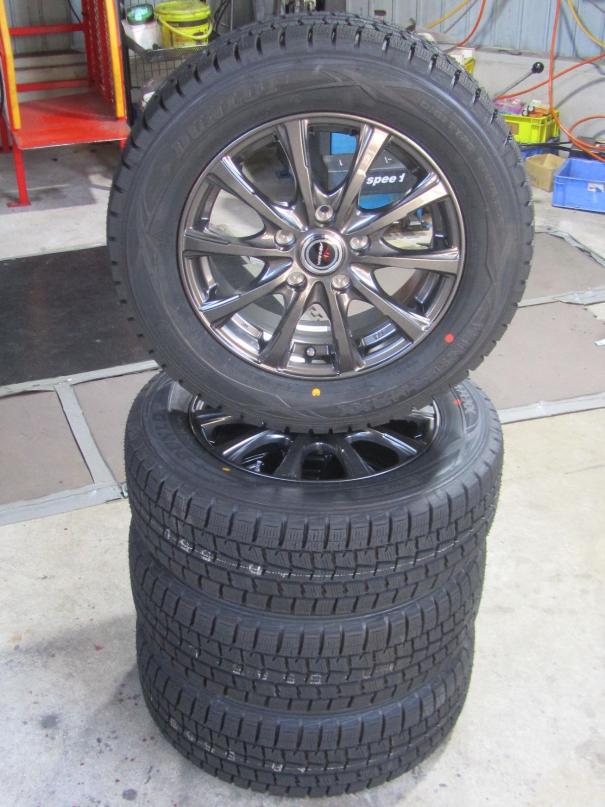 【値下げ】195/65R15　スタッドレス　ダンロップ　ラベルはがし タイヤラベルはがし】195/65R15 スタッドレス ダンロップ ウィンター