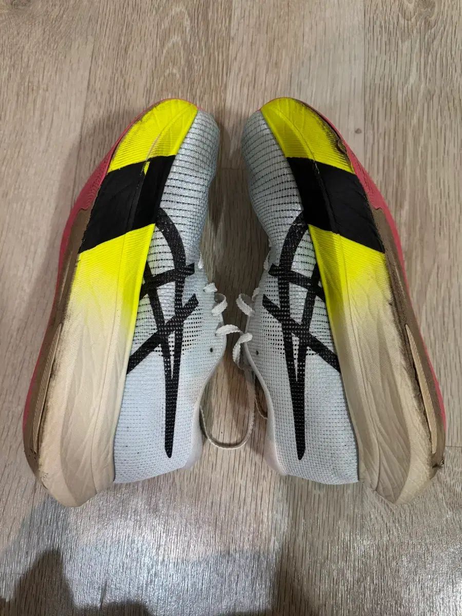 アシックス メタスピード スカイパリ 250 ポップニーディ