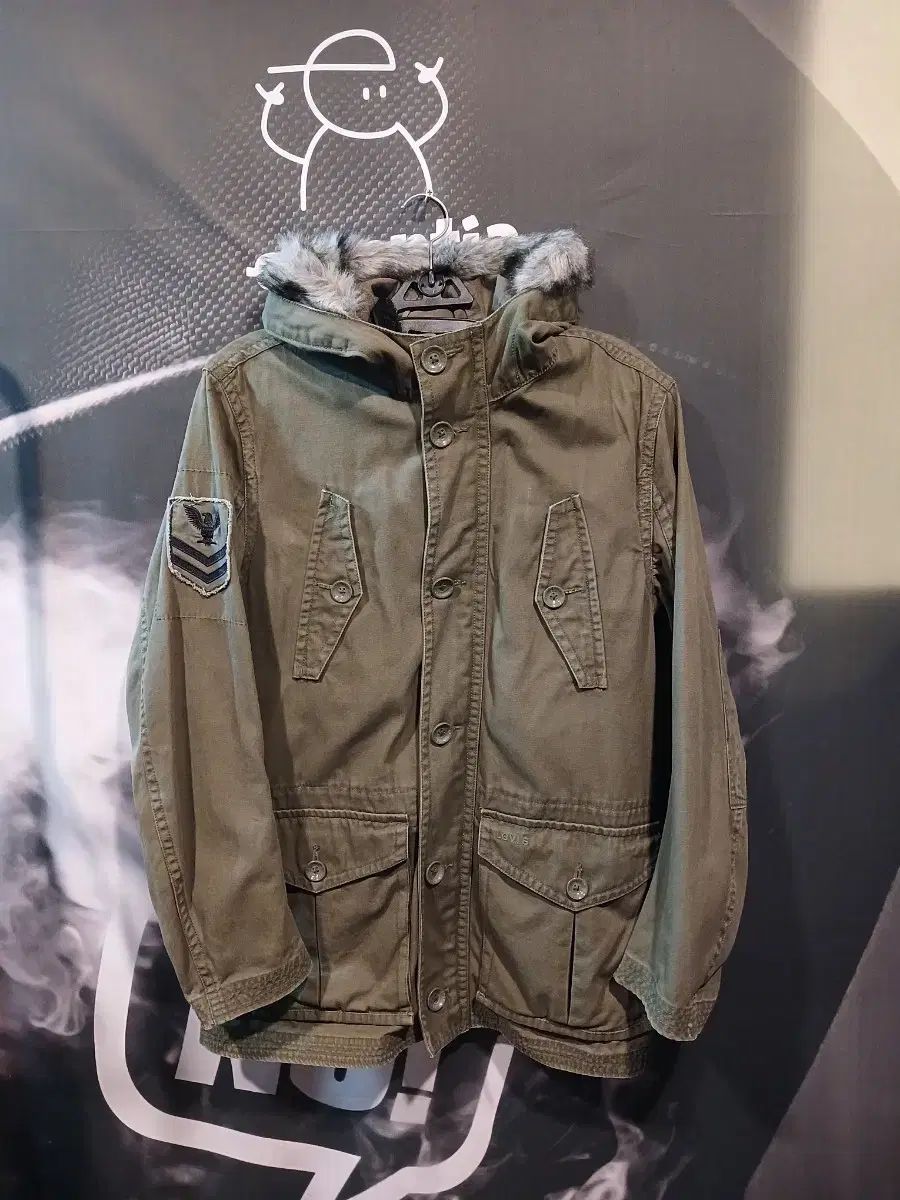 リーバイス カーキ マウンテンパーカー WHO フード アウター