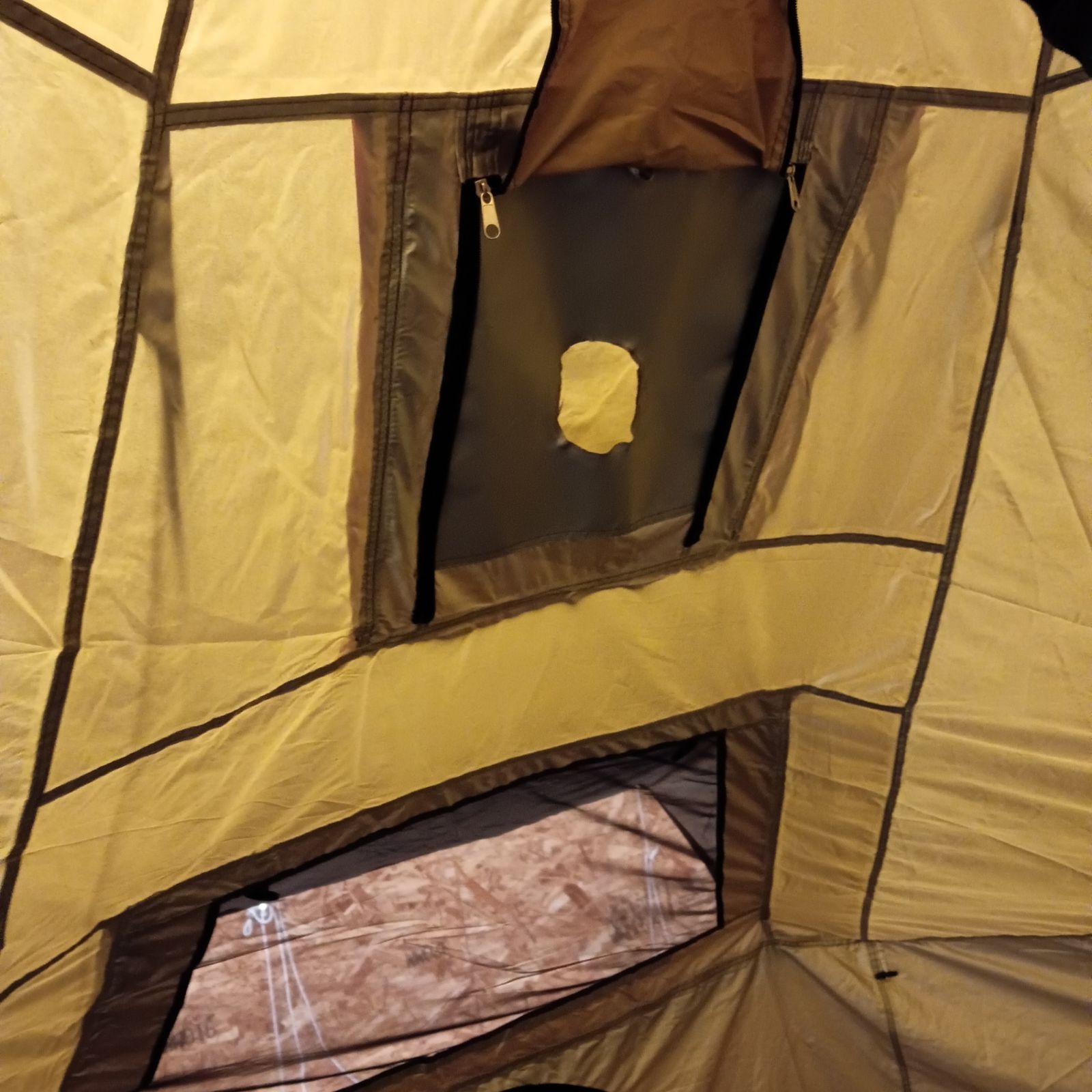 ◇Hill Stone(ヒルストーン) 煙突穴付き ワンポール ベル型テント