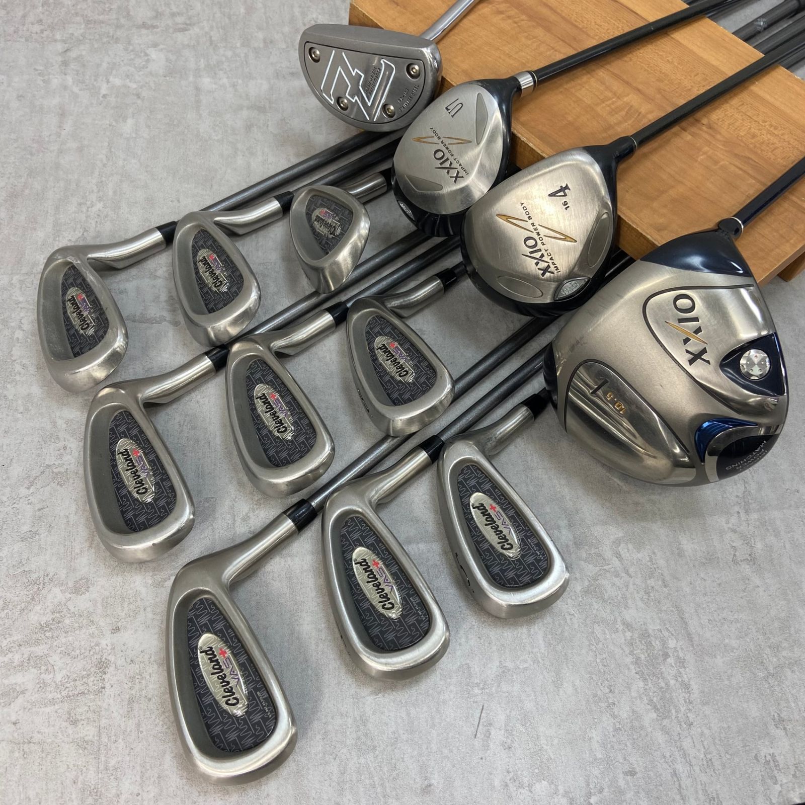 ゼクシオ クリーブランド メンズゴルフ クラブセット 13本 右利き用