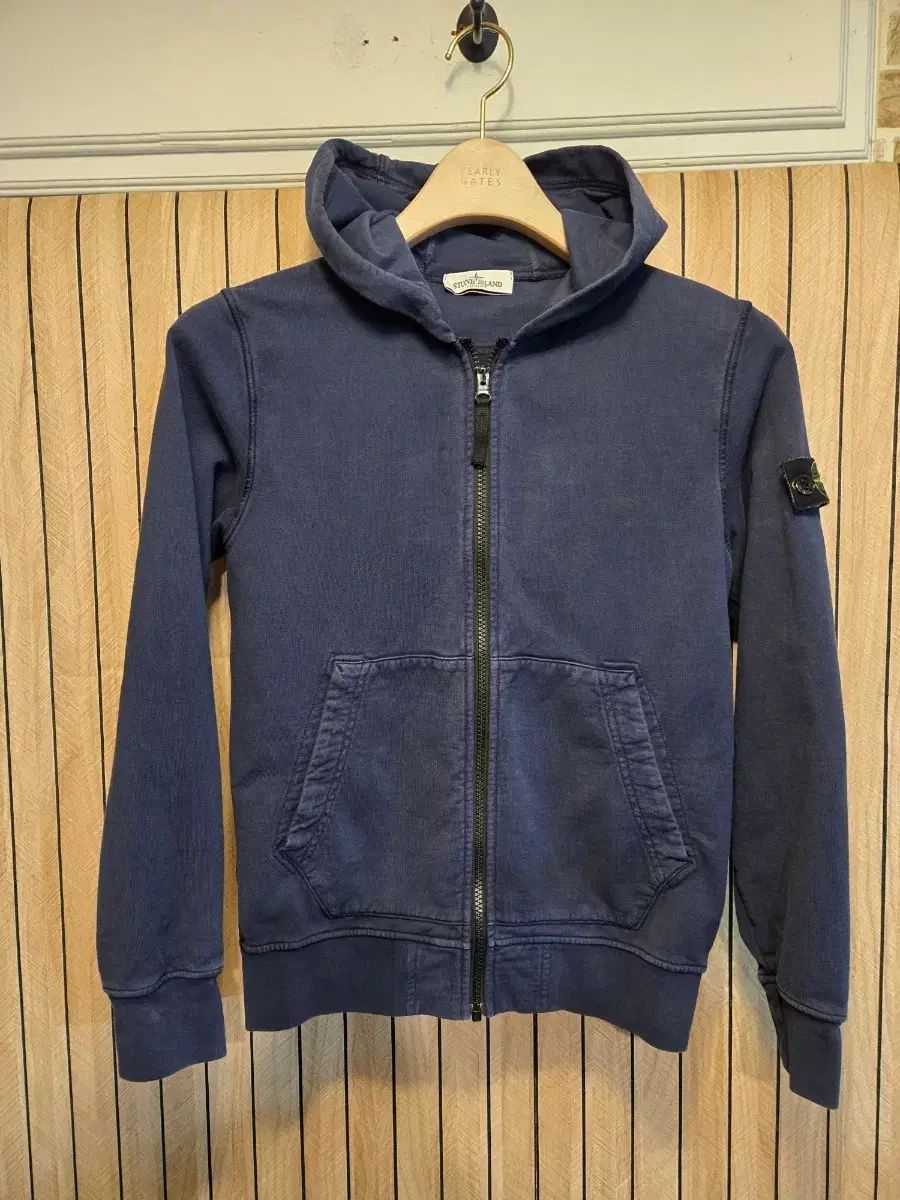 ストーンアイランドキッズ フードジップアップ 12 Y