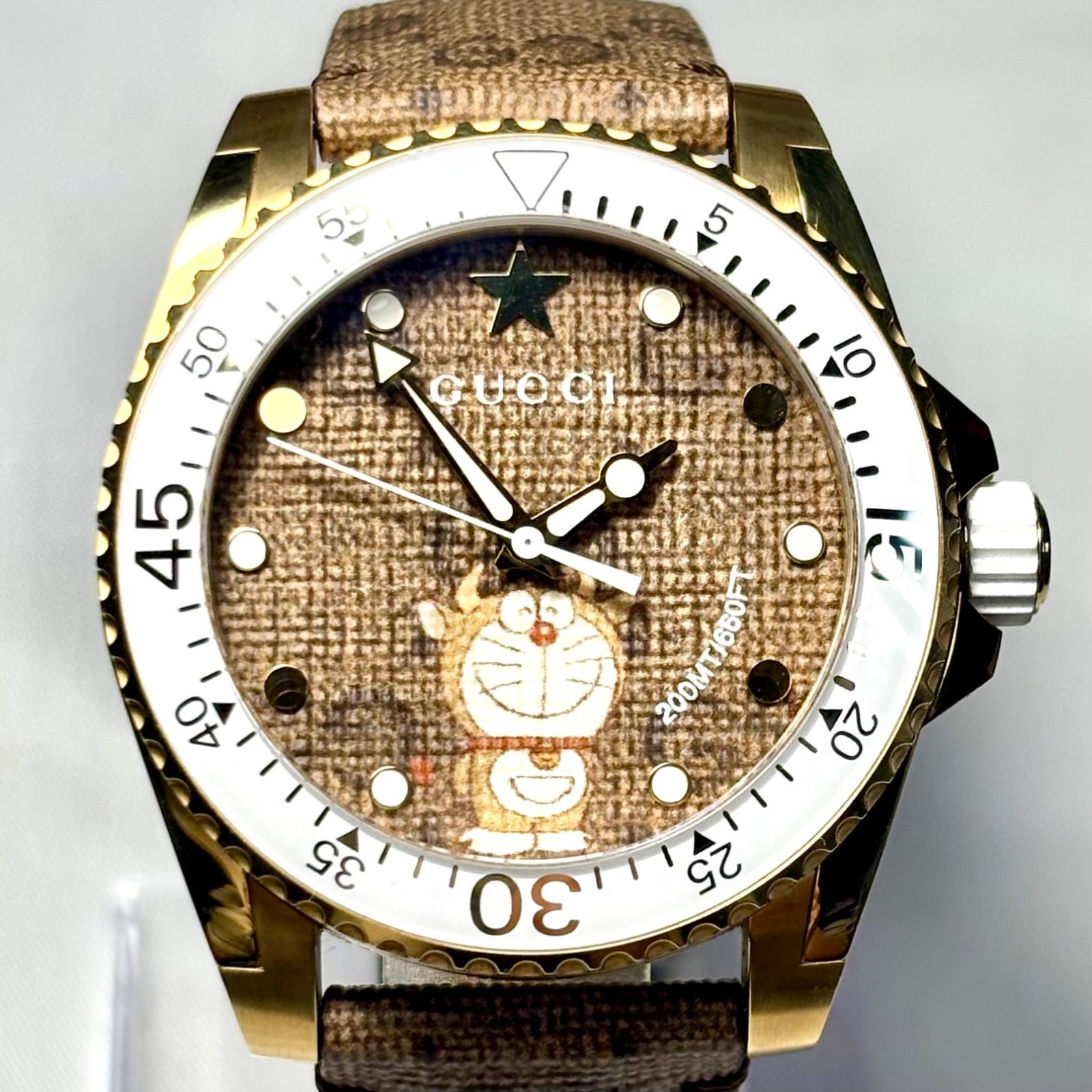美品/新品電池/希少】GUCCI グッチ 136.3 ゴールド GG柄 ドラえもん