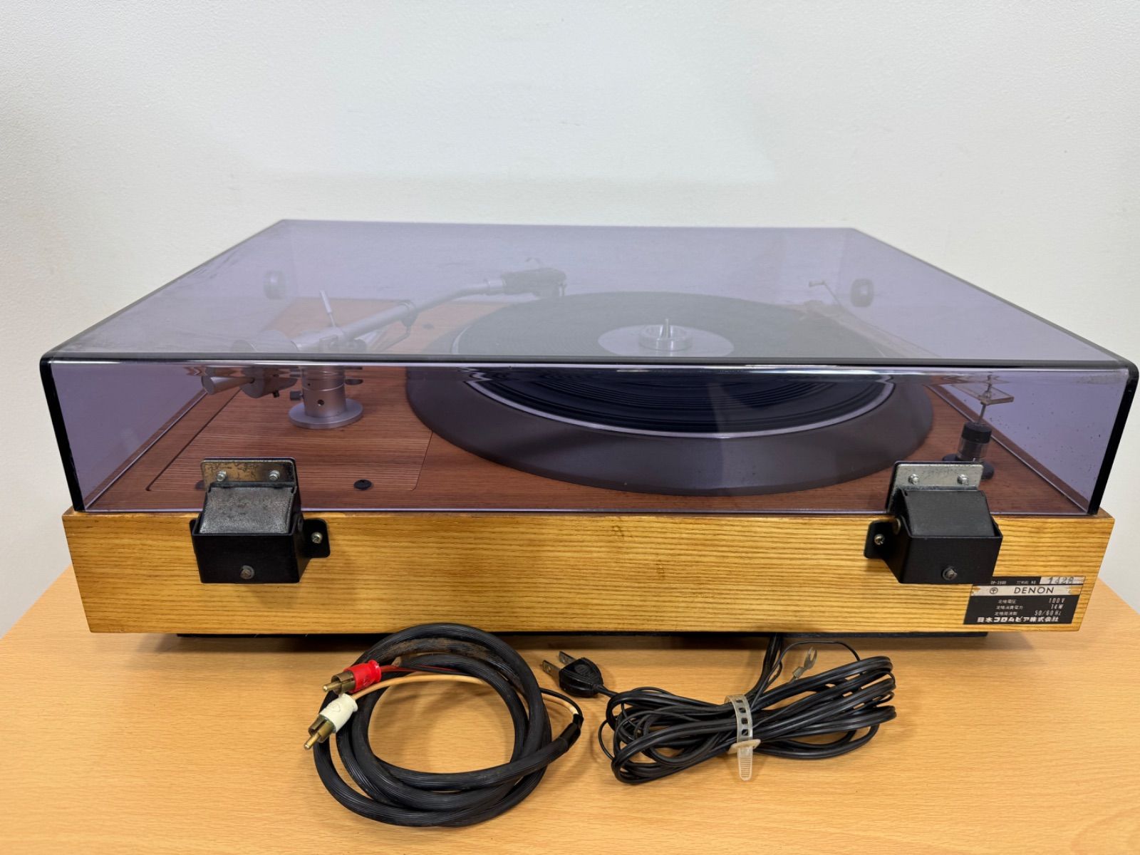 DP 3500のレコードプレーヤー