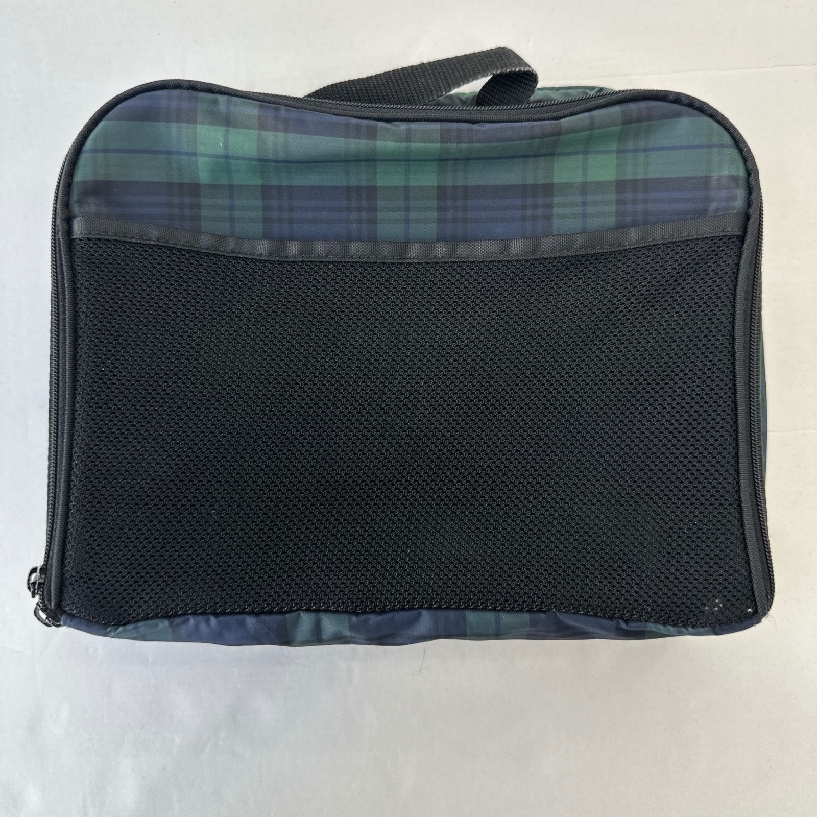 ファミリア おむつポーチ ネイビー×グリーン - メルカリ