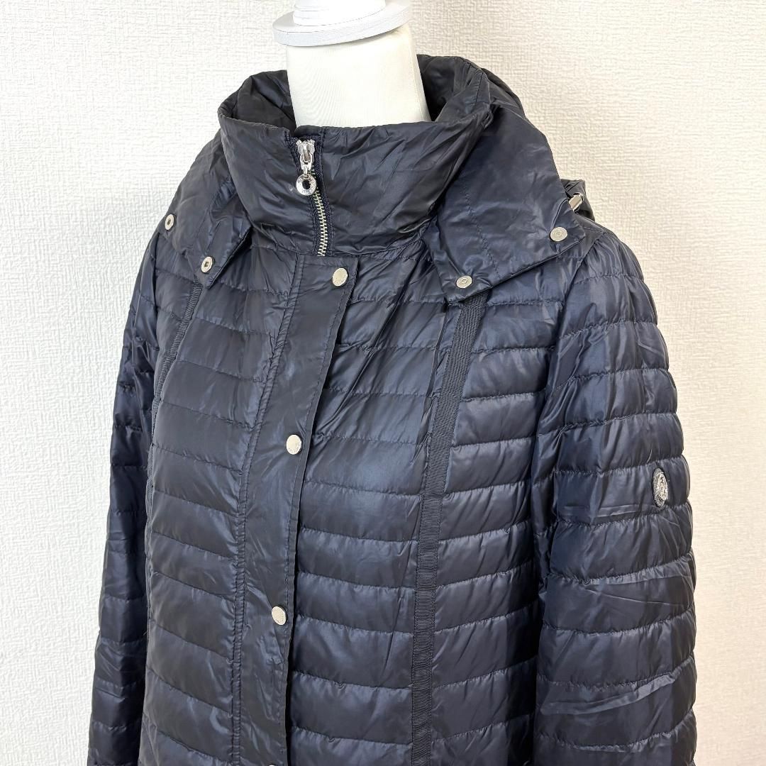 美品 EVEX KRIZIA ダウンコート EKシルバープレート 44 ネイビー 
