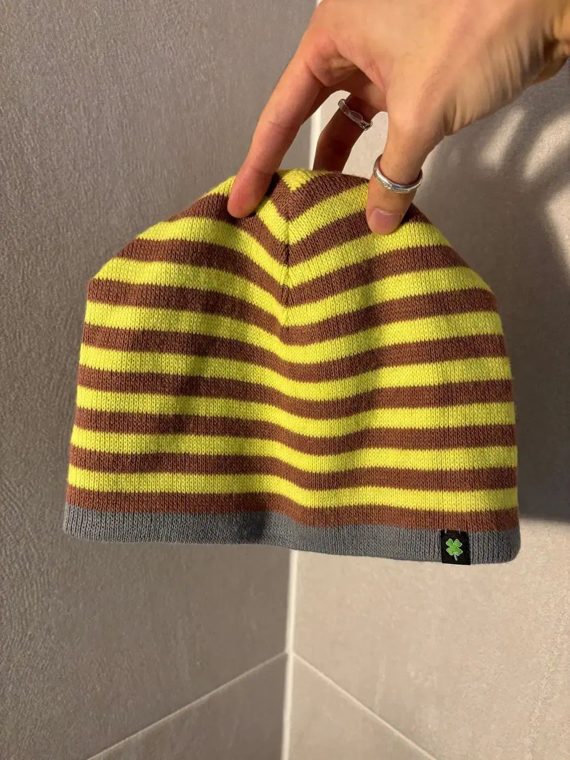 マークジェイコブス リバーシブル ビーニー