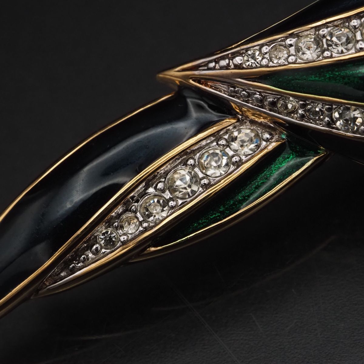 J414 ドーラン D'ORLAN ブローチ 鳥 バード グリーン ネイビー