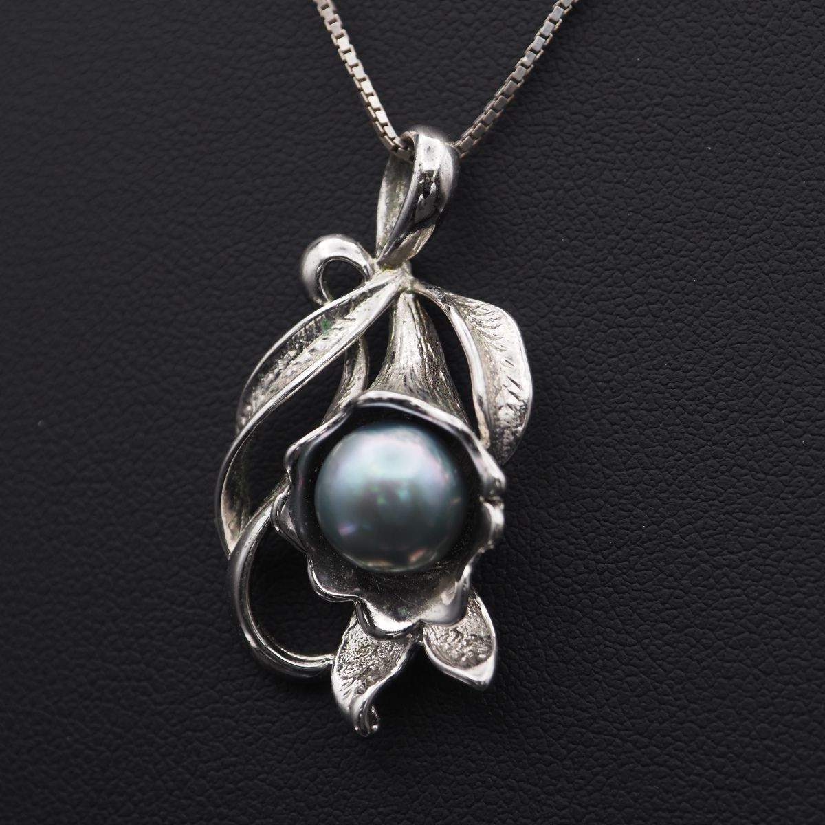 J396 本真珠 8.6mm珠 パール SILVER刻印 ペンダント トップ ブルー系