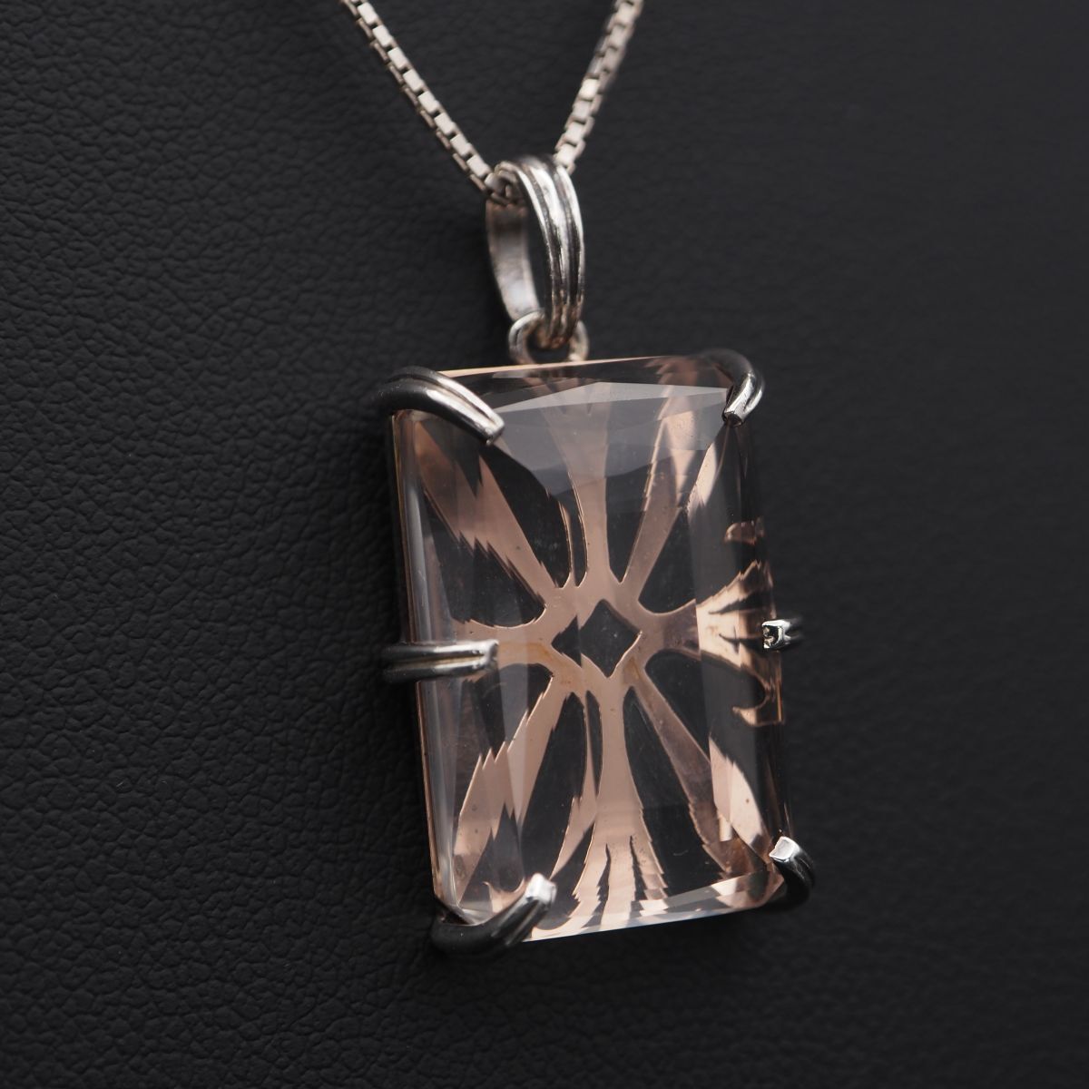 J614 アガット agete SILVER刻印 ペンダント トップ 水晶 デザイン