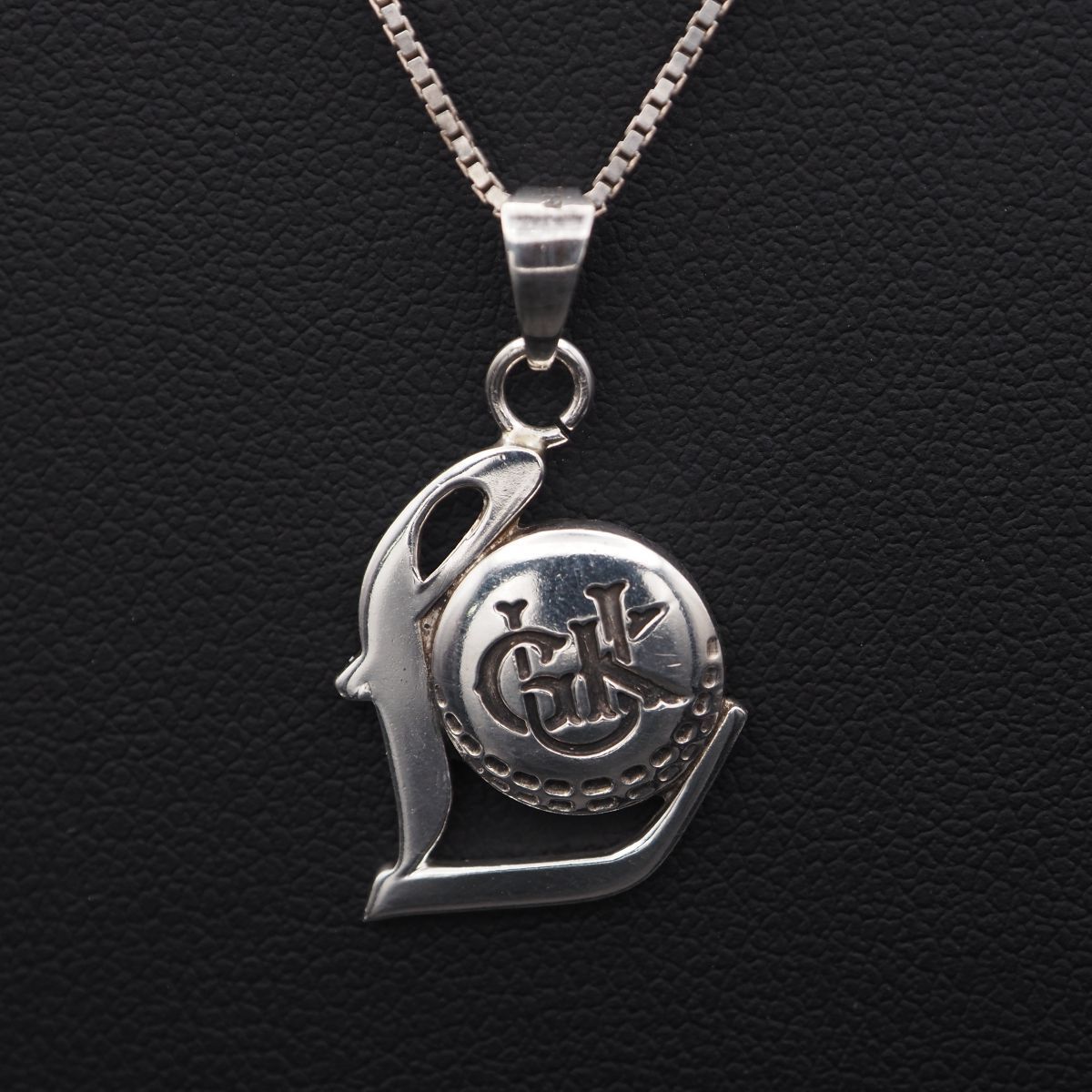 J629 ヴィンテージ SILVER刻印 ペンダント トップ ロゴ? デザイン