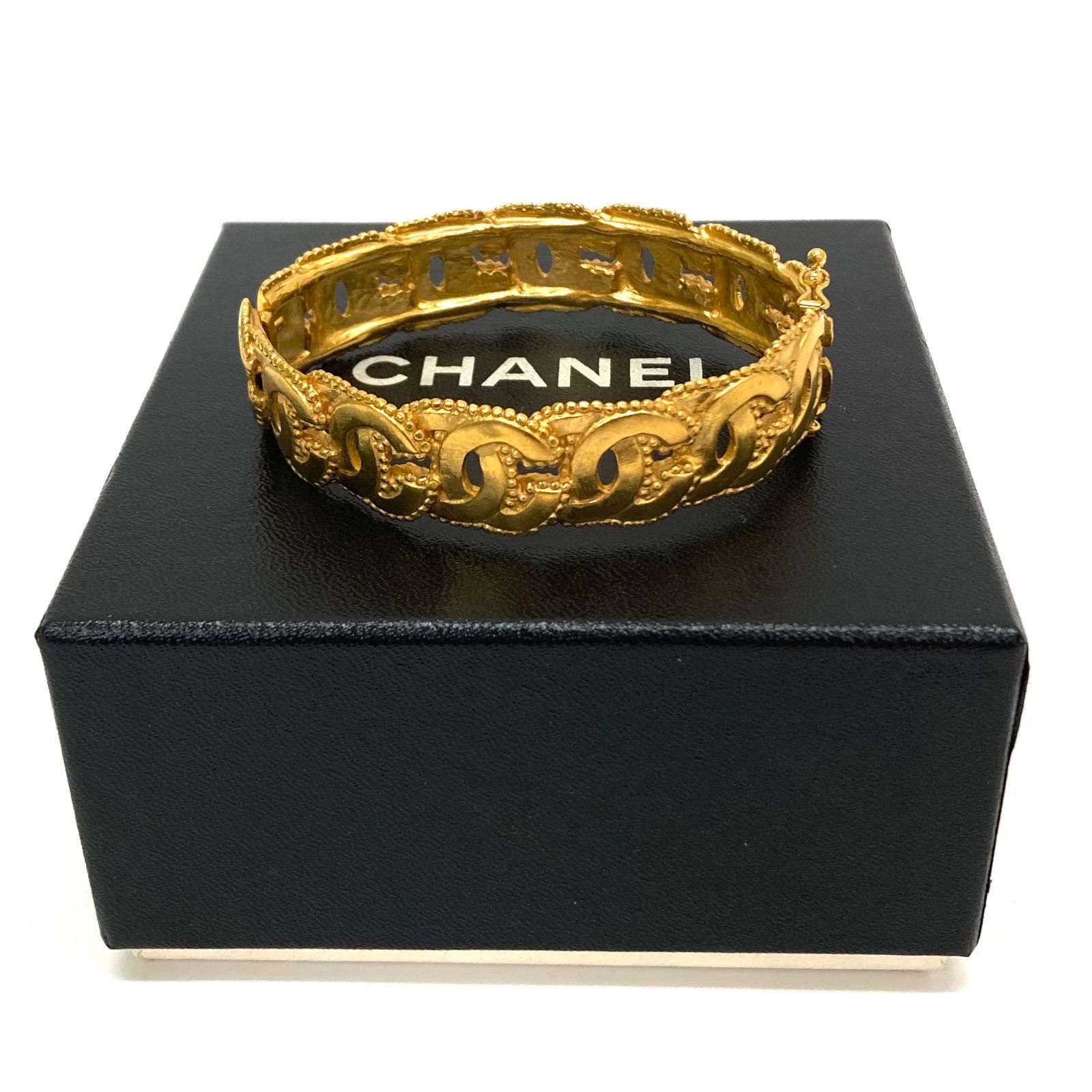 ◇CHANEL◇シャネル ブレスレット バングル ココマーク ゴールド A96