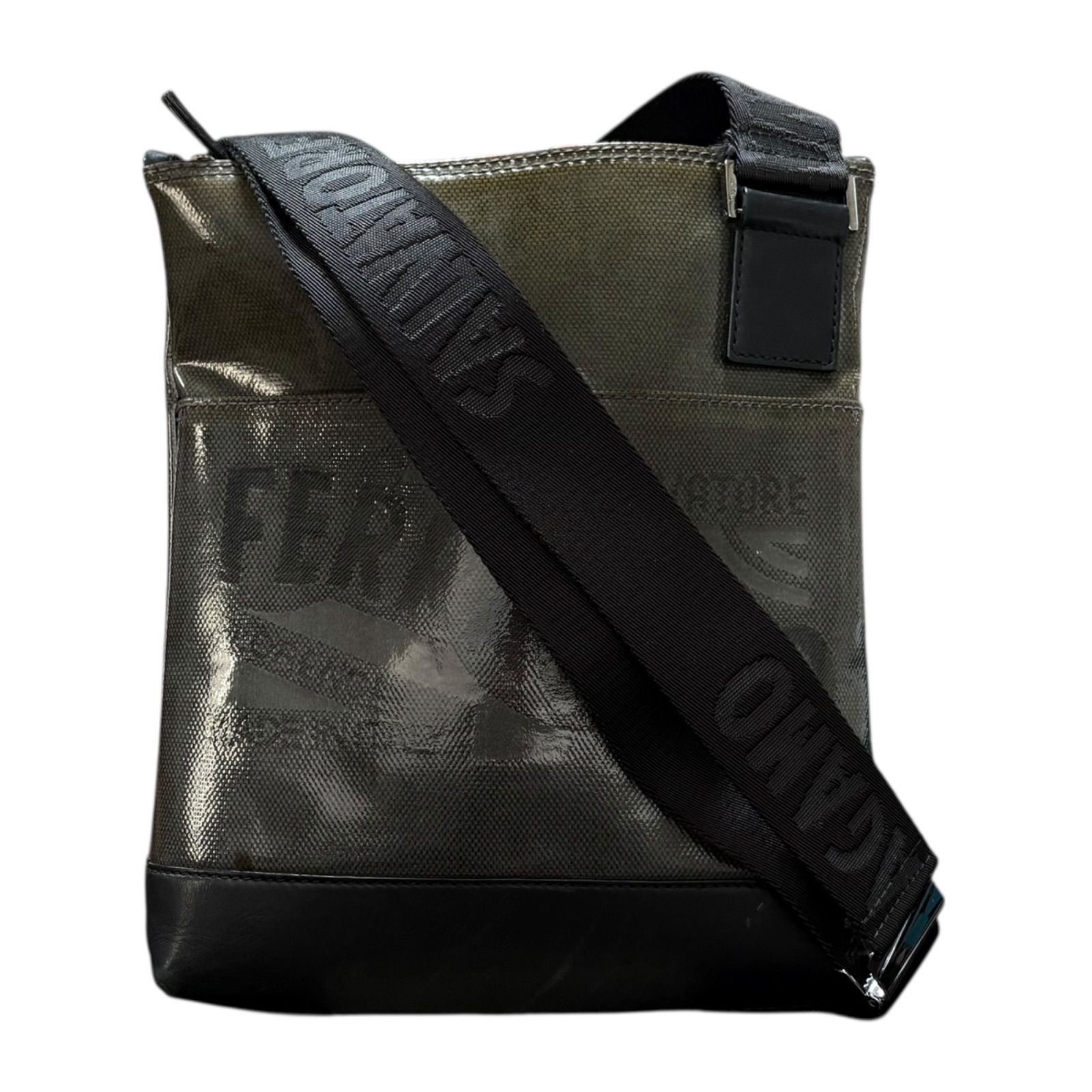 Salvatore Ferragamo サルヴァトーレフェラガモ ショルダーバッグ