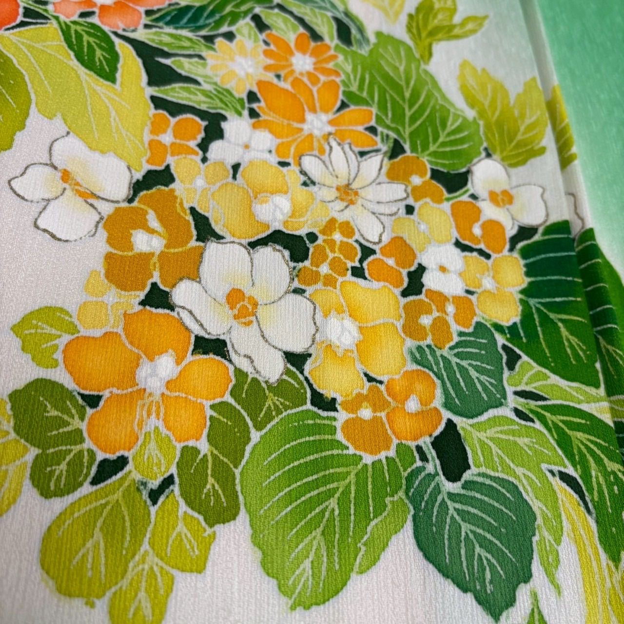 付下げ 花柄の上品な染め 紋無し 訪問着 正絹 着物 MK-1947 - メルカリ