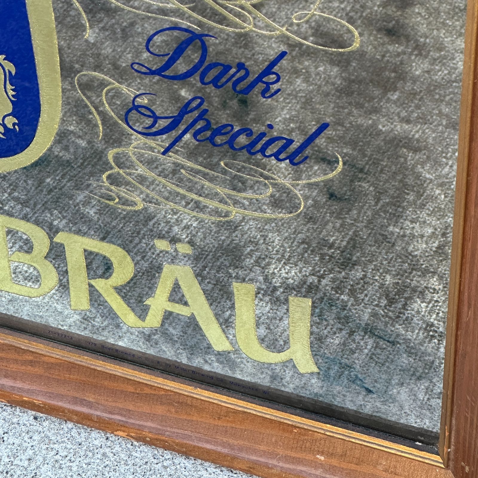 LOWENBAU(レーベンブロイ) パブミラー - メルカリ