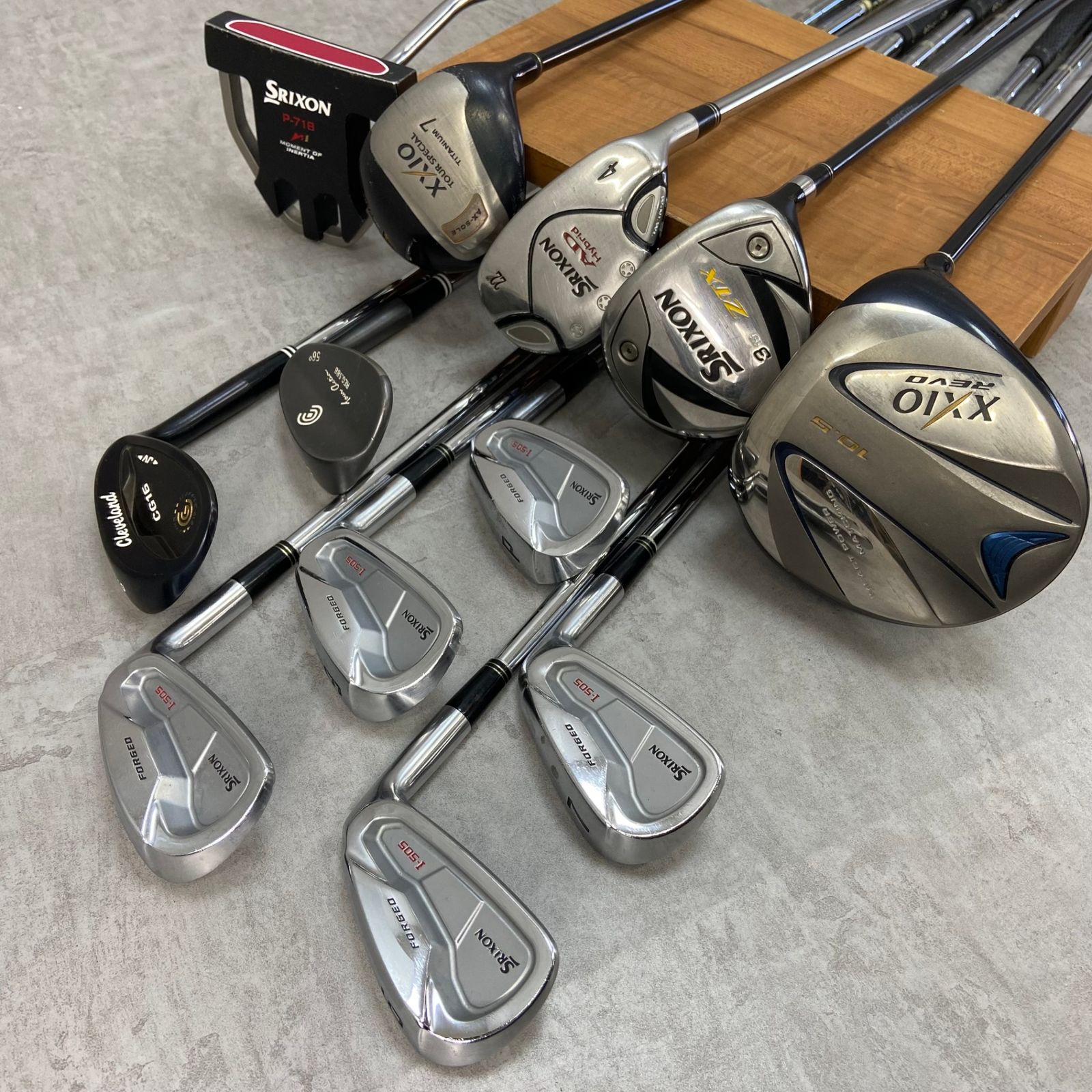 ゼクシオ スリクソン メンズゴルフ クラブセット 12本 右利き用 XXIO