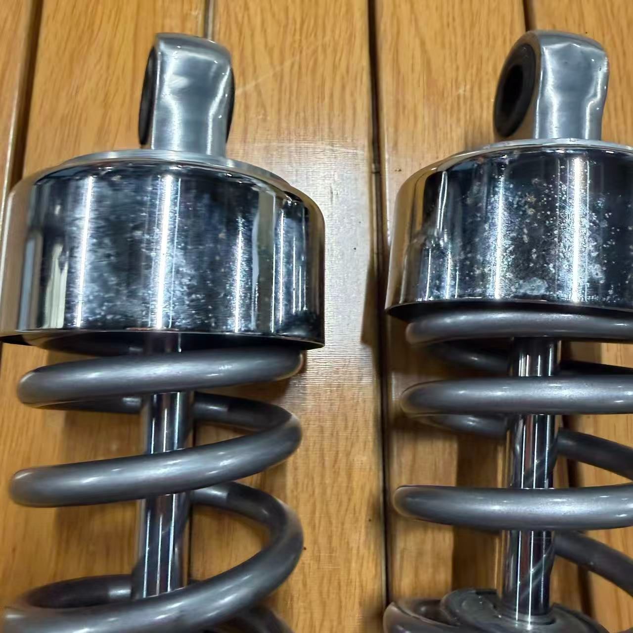 ☆中古・3営業日以内発送☆ホンダ CB1100 純正リアサスペンション