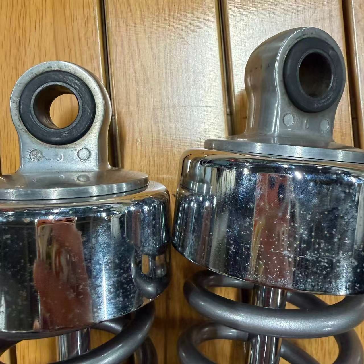 ☆中古・3営業日以内発送☆ホンダ CB1100 純正リアサスペンション