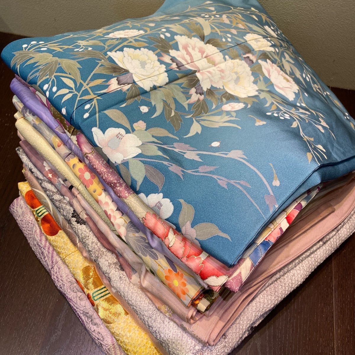 まとめ売り】正絹訪問着11枚 リメイク素材 ハンドメイド向け - メルカリ