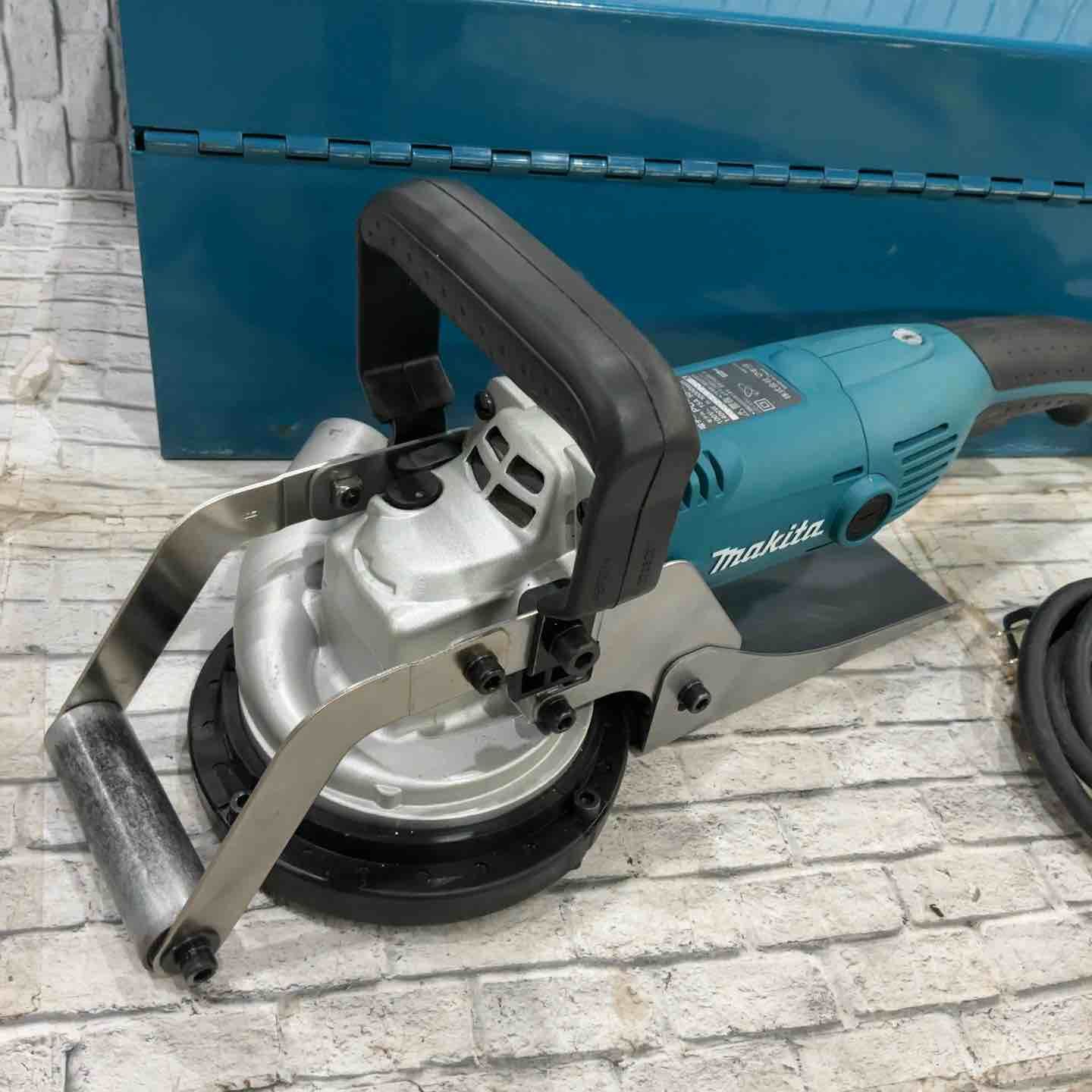 マキタ makita 125 mm電子コンクリートカンナ PC 5001 C