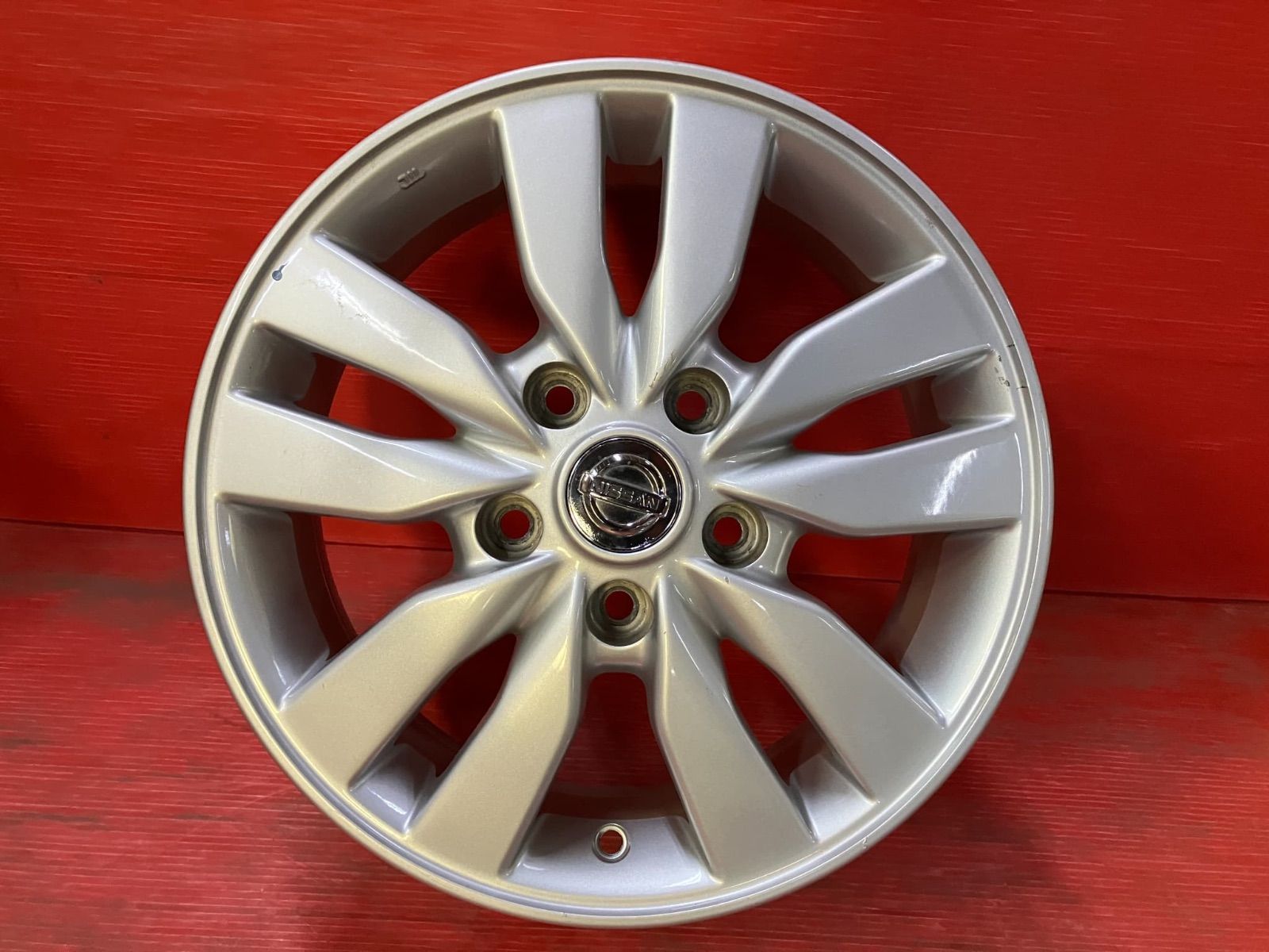 ホイール 15 x 5 45 114 3 H 日産 C 26セレナ 4本SET