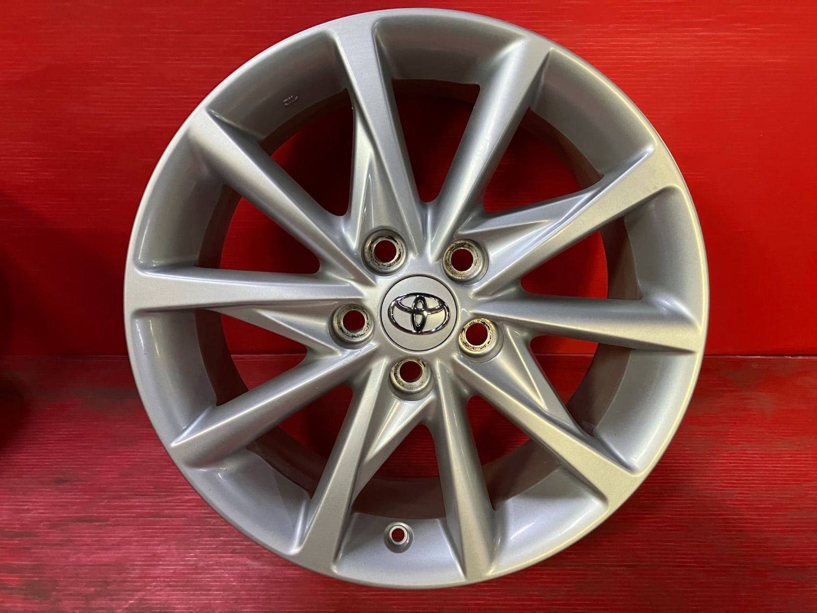 ホイール 17 x 7 0 45 114 3 5 H トヨタ プリウスα 4本SET