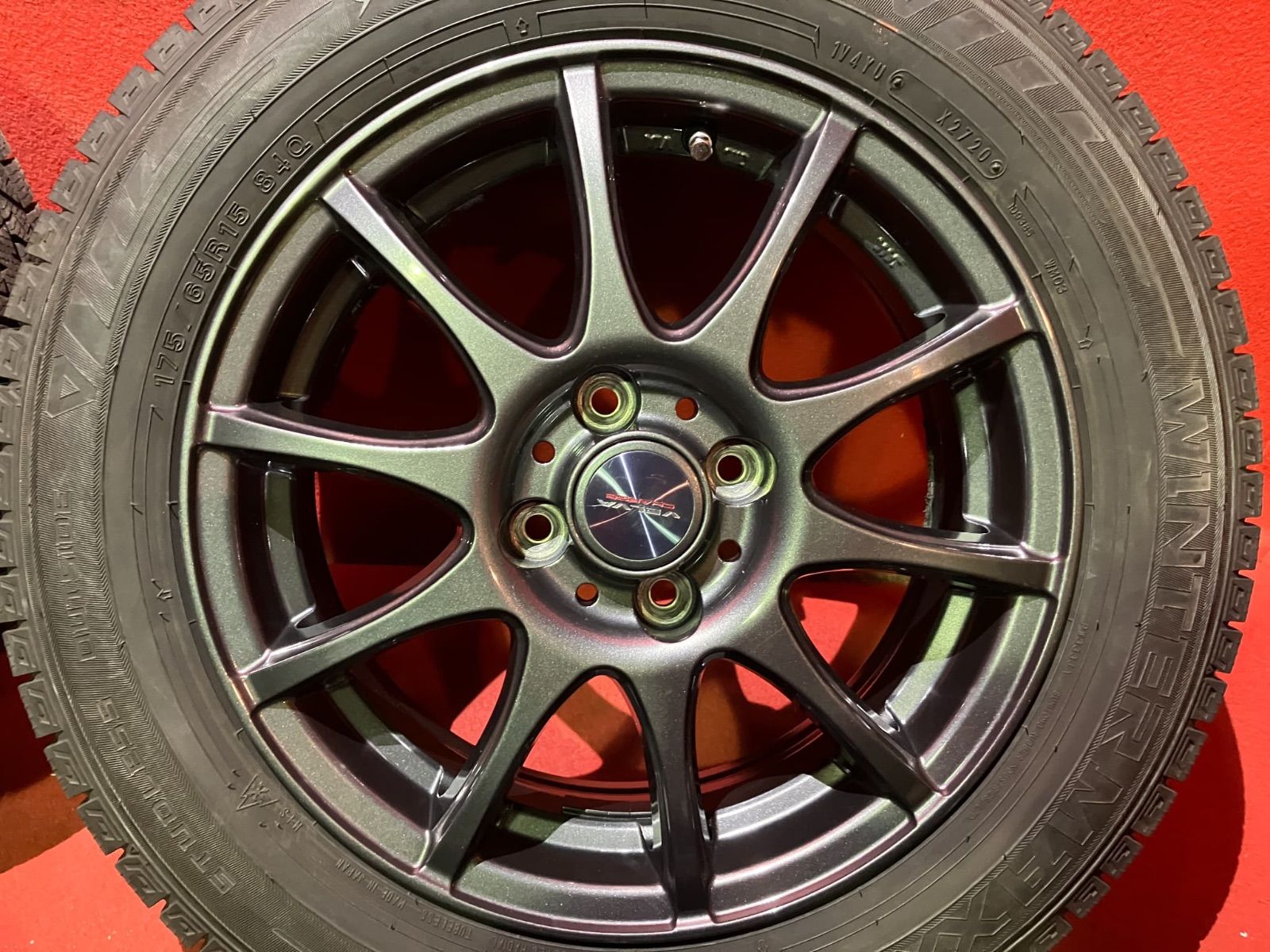 スタッドレスタイヤホイールセット 175 65 R 15 DUNLOP WM 03 x 5 42 100 4 H 社外 VRELVA 4本SET