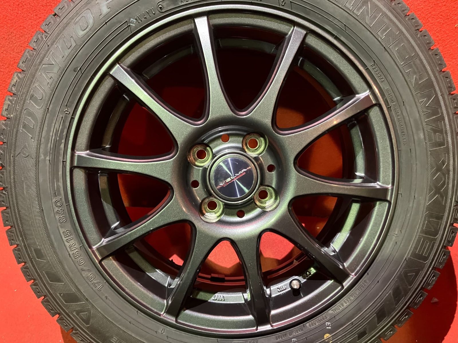  スタッドレスタイヤホイールセット 175 65 R 15 DUNLOP WM 03 x 5 42 100 4 H 社外 VRELVA 4本SET 15インチ タイヤ ホイールセット