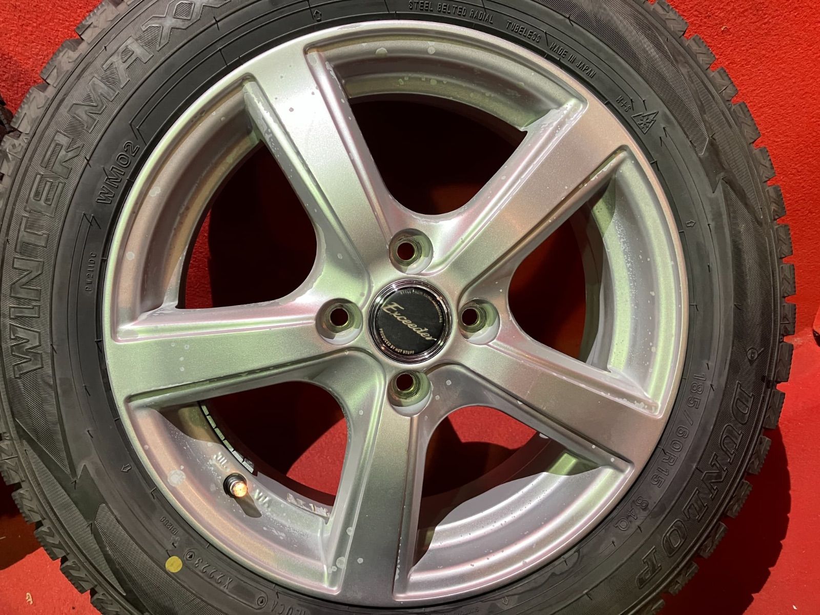 スタッドレスタイヤホイールセット 185 60 R 15 DUNLOP WM 02 x 5 43 100 4 H 社外 エクシーダー 4本SET
