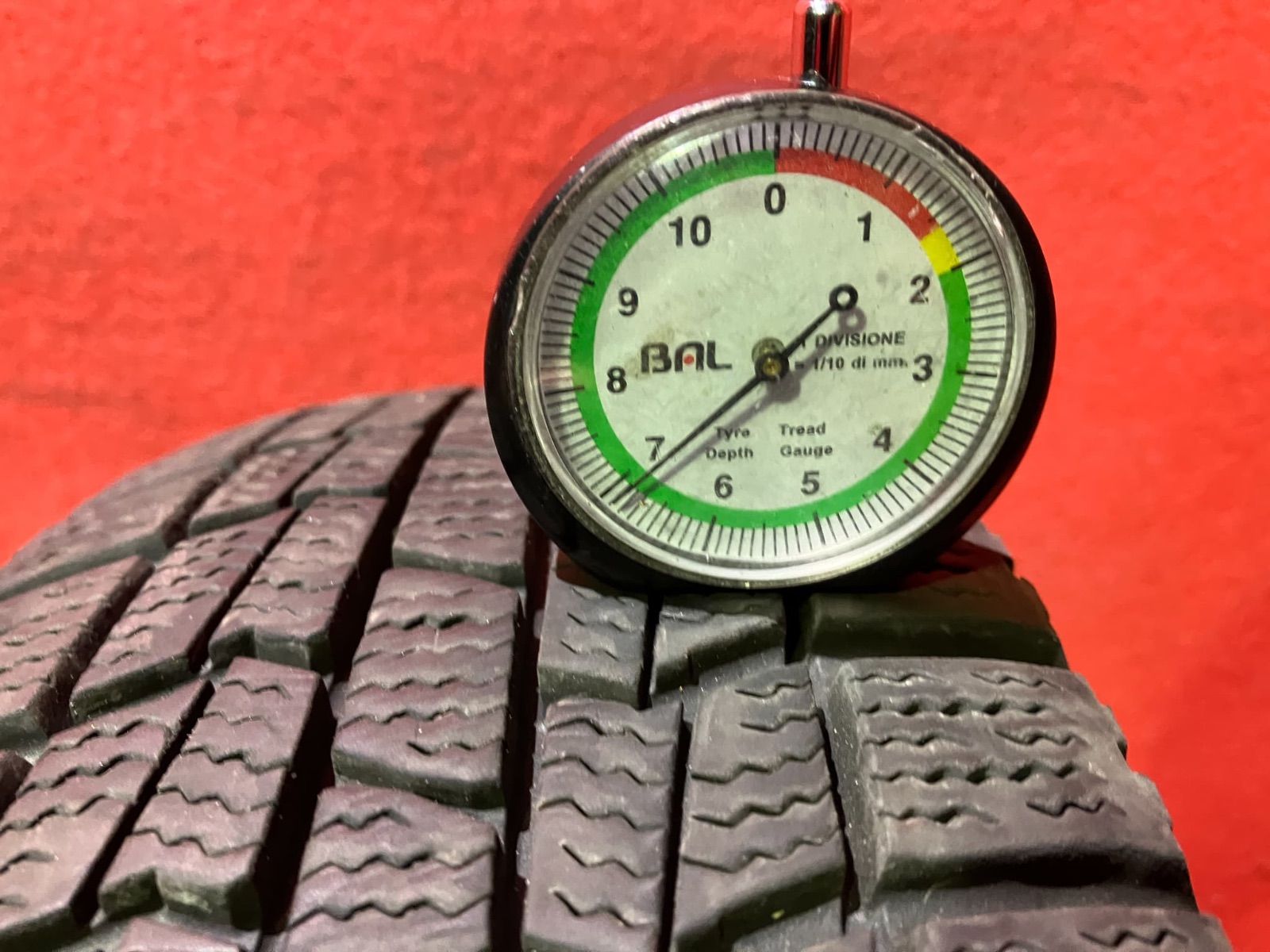  スタッドレスタイヤホイールセット 155 65 R 14 North Trek N 3 x 4 5 45 100 H 社外 VELVA 4本SET 14インチ タイヤ ホイールセット