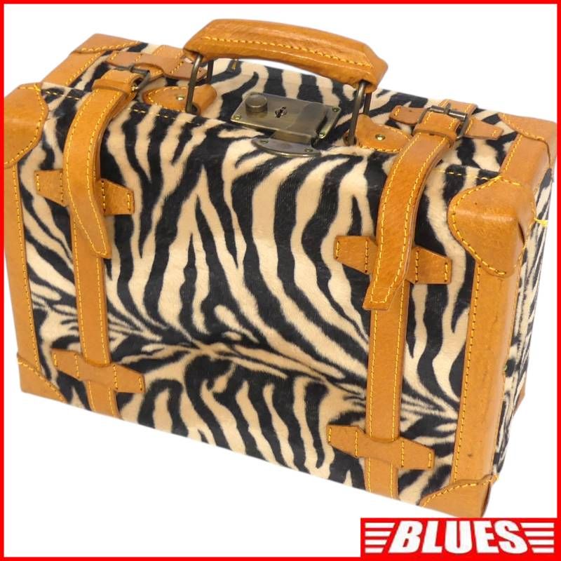 HR721 【廃盤】BoConcept ショップ 北欧 ナイトテーブル サイドテーブル