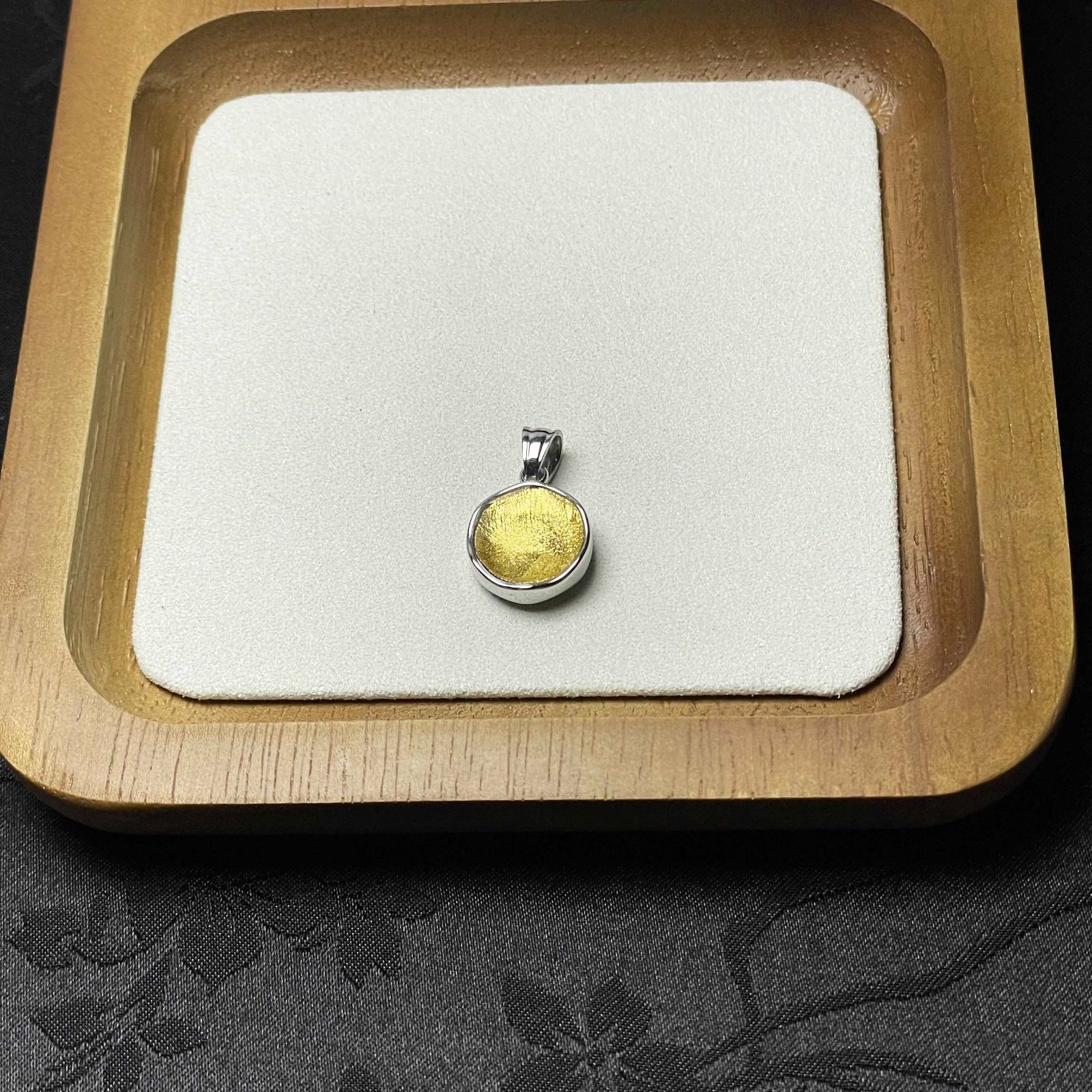 EU製 定価11万円 ROBEAN ゴールドギベオン隕石 ジェパラメテオライト 六芒星ペンダント 月 パワーストーン 天然石 プレゼント 14 1 7 2 mm ZB 9798