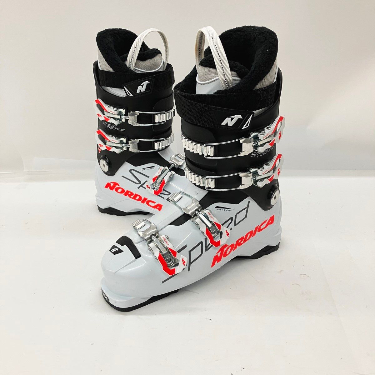 〇〇NORDICA ノルディカ SPEEDMACHINE スピードマシン ホワイト x