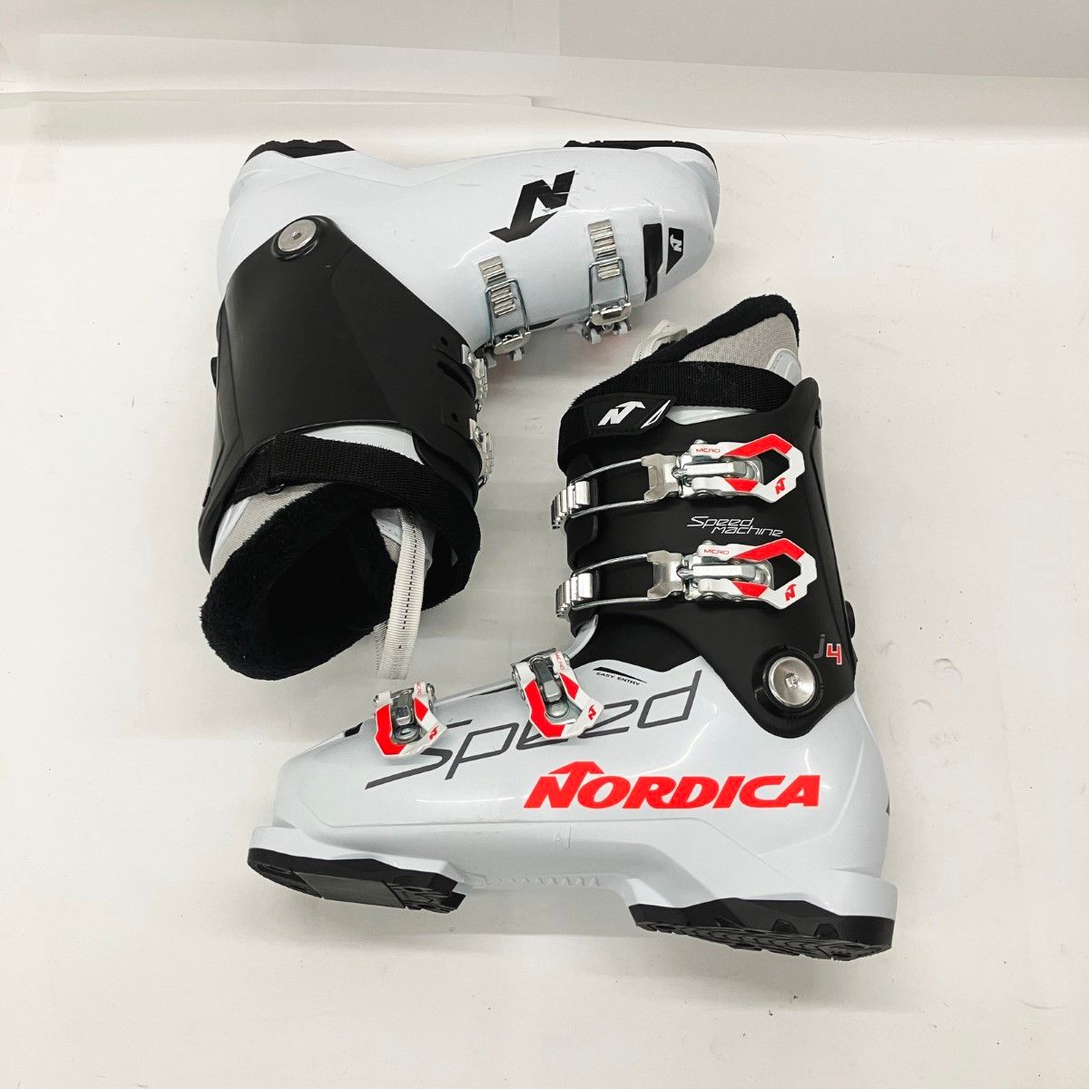 〇〇NORDICA ノルディカ SPEEDMACHINE スピードマシン ホワイト x