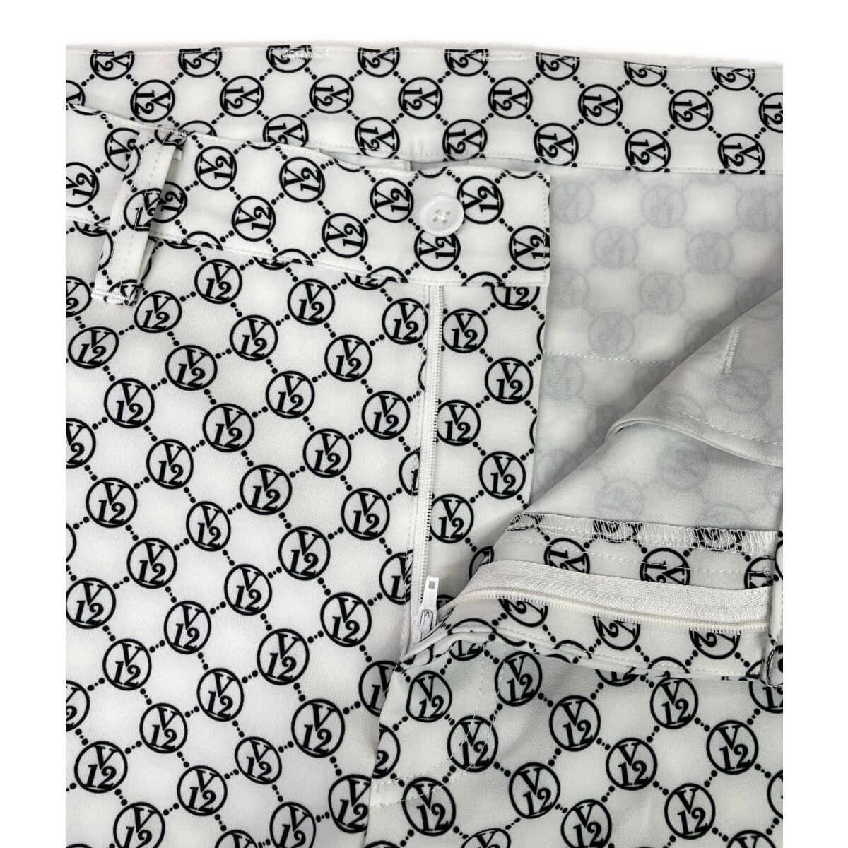 ホワイト モノグラム柄