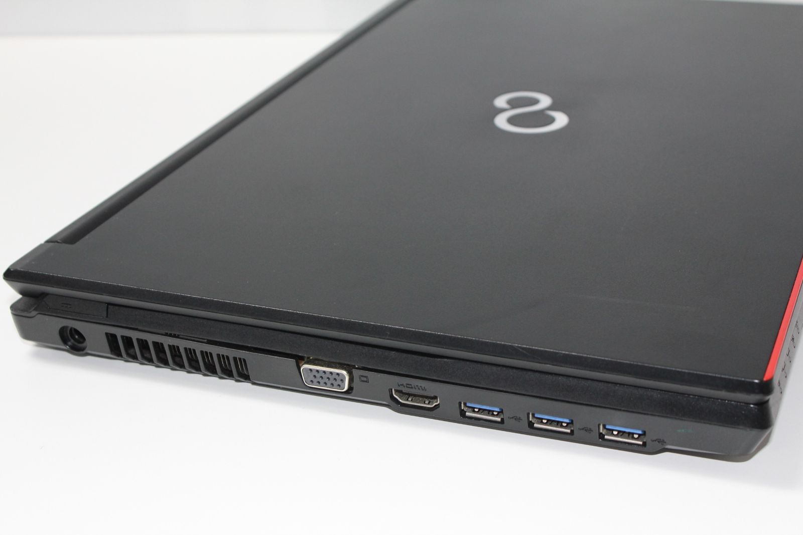 中古ノートPC】富士通〈LIFEBOOK A748/TX〉Intel Core i3/SSD256GB