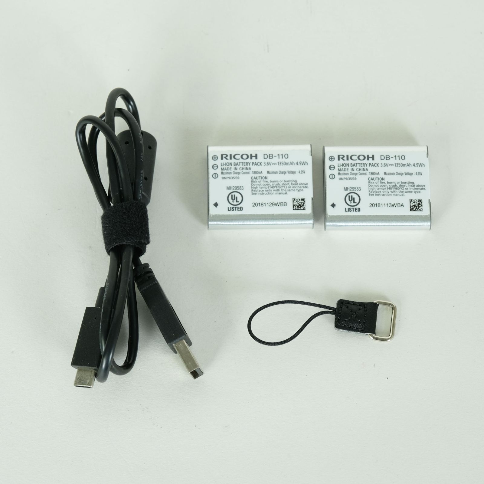 美品 | バッテリー2個付] RICOH GR III | コンパクトデジタルカメラ