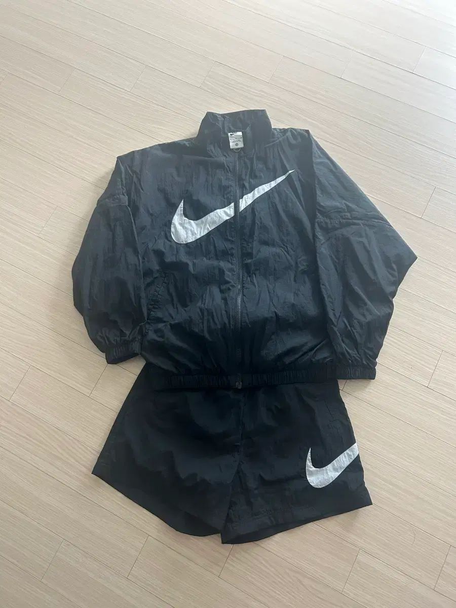ビンテージNike 黒 ウィンドブレーカー ナイキ BIG スウッシュ ブラック ウィンドブレーカー (セット) - メルカリ