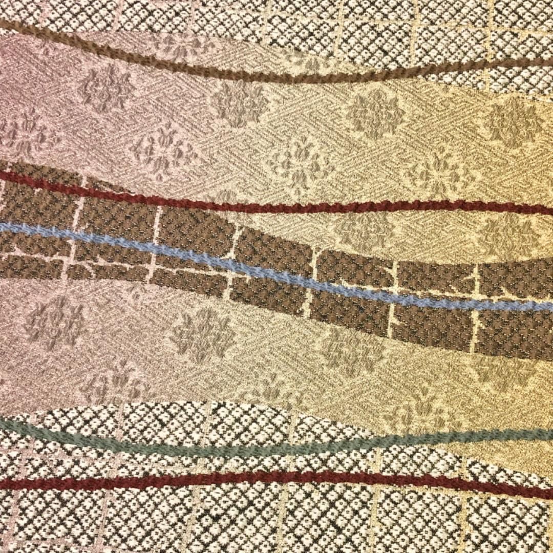 袋帯 曲線模様に格子 鹿子柄 華模様 楊梅色 金通し O-5789 - メルカリ