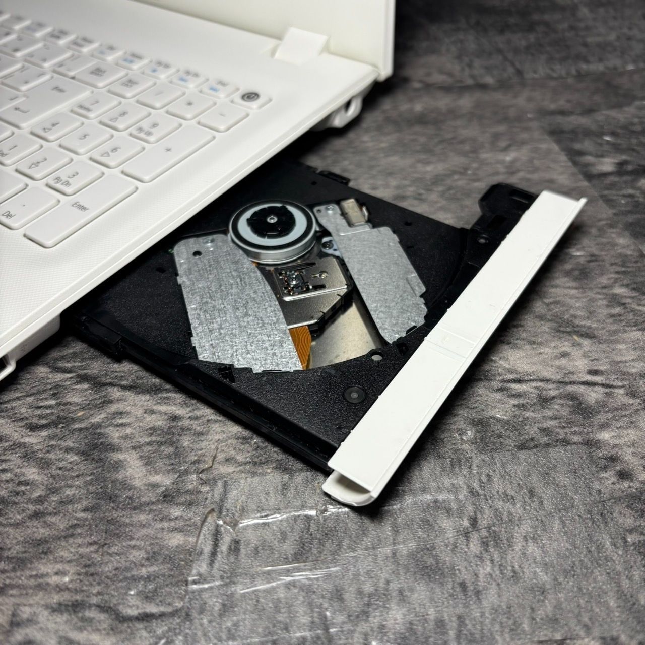 ☆Windows11 最新オフィス2024 SSD 初期設定済すぐつかえます☆Gateway