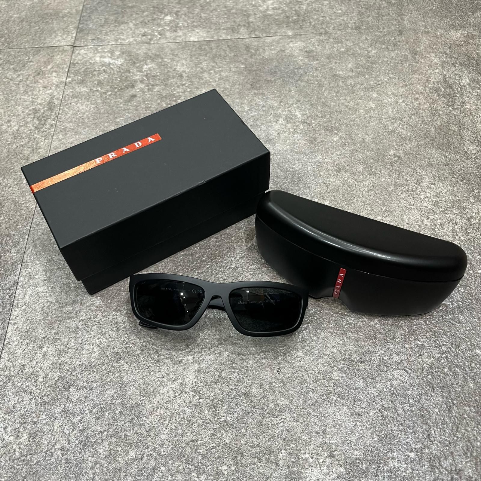 PRADA LINEA ROSSA リネア ロッサ サングラス メガネ 眼鏡 プラダ SPS