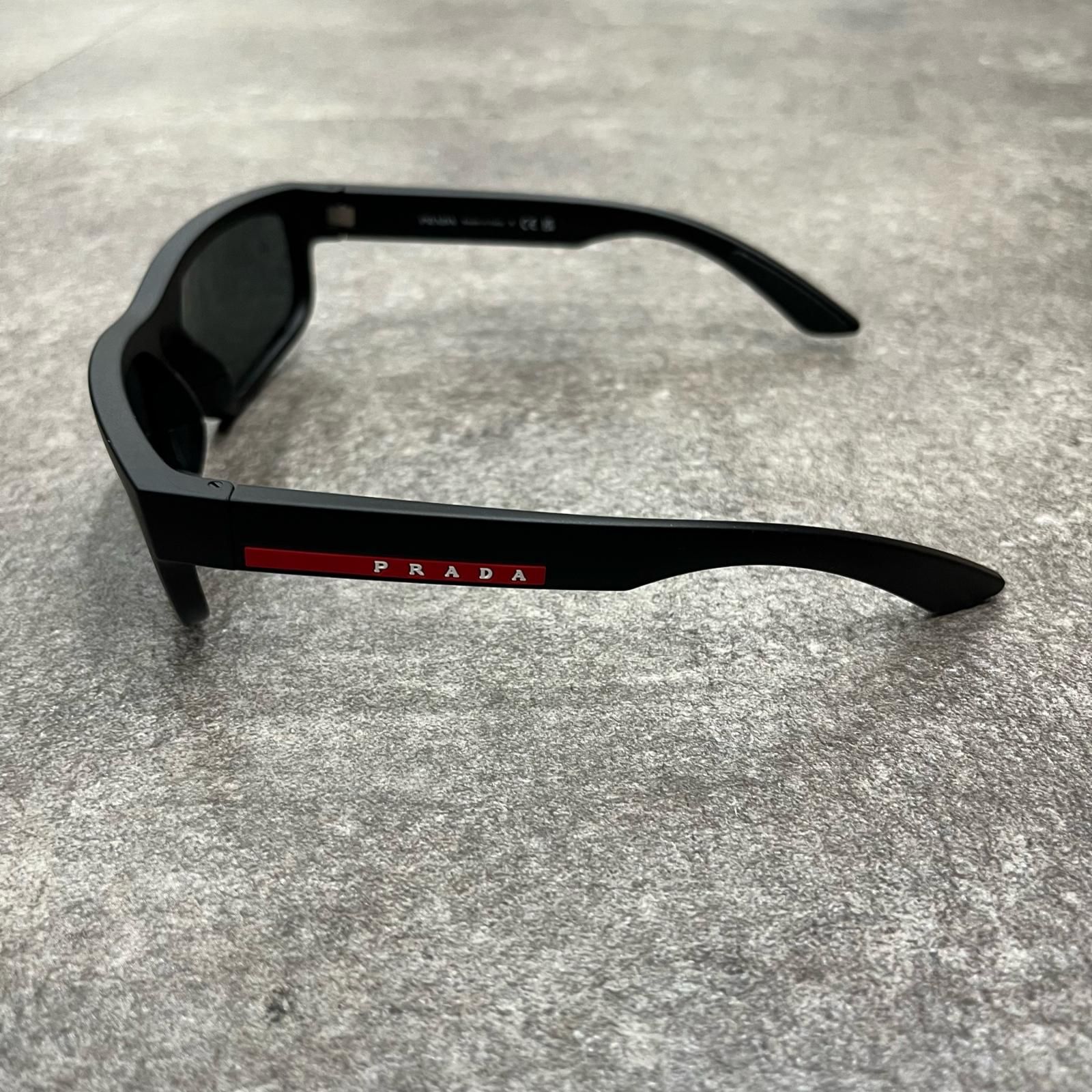 PRADA LINEA ROSSA リネア ロッサ サングラス メガネ 眼鏡 プラダ SPS